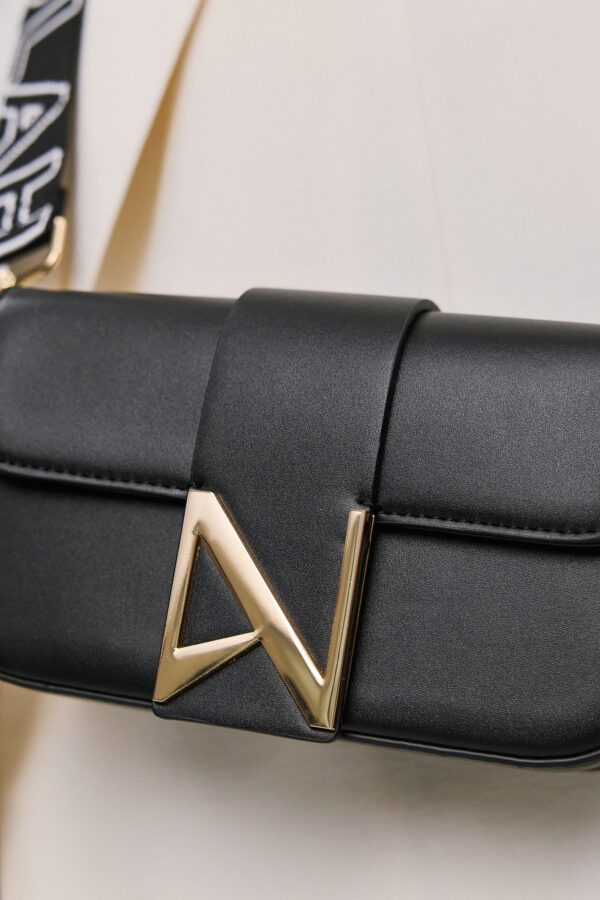 Niki Black Light Gold - Image 6